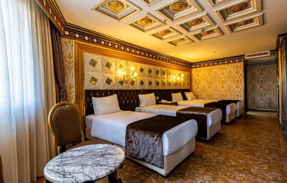 Laleli Blue Marmaray Hotel