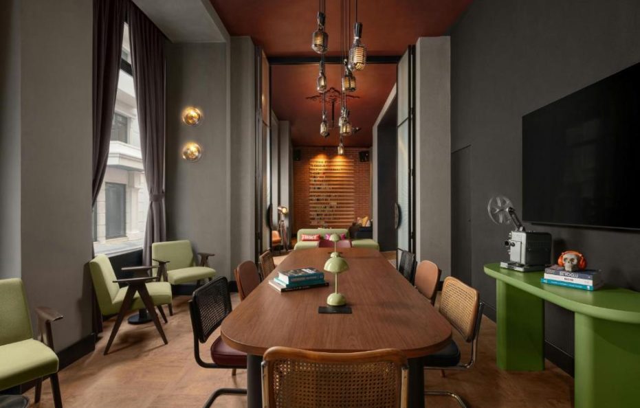 Moxy Istanbul Taksim