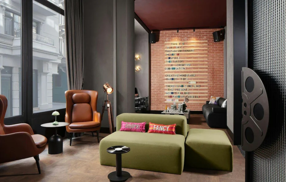 Moxy Istanbul Taksim